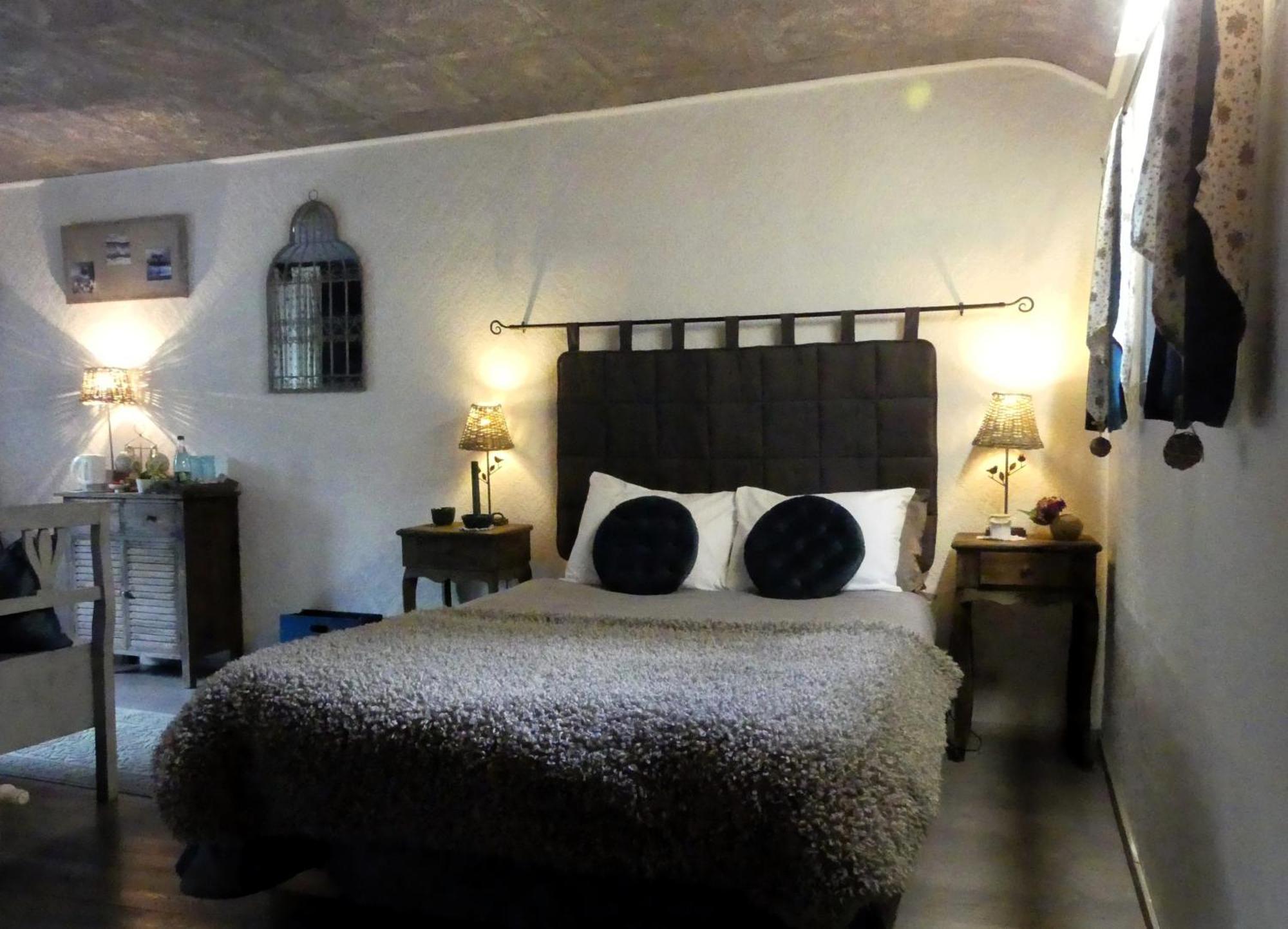 Suite Romance Froidchapelle Exterior photo